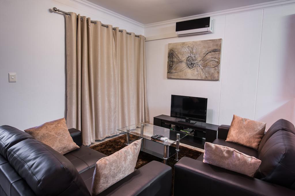 Prestige Apartments Sandton At Westpoint Johannesburg Phòng bức ảnh