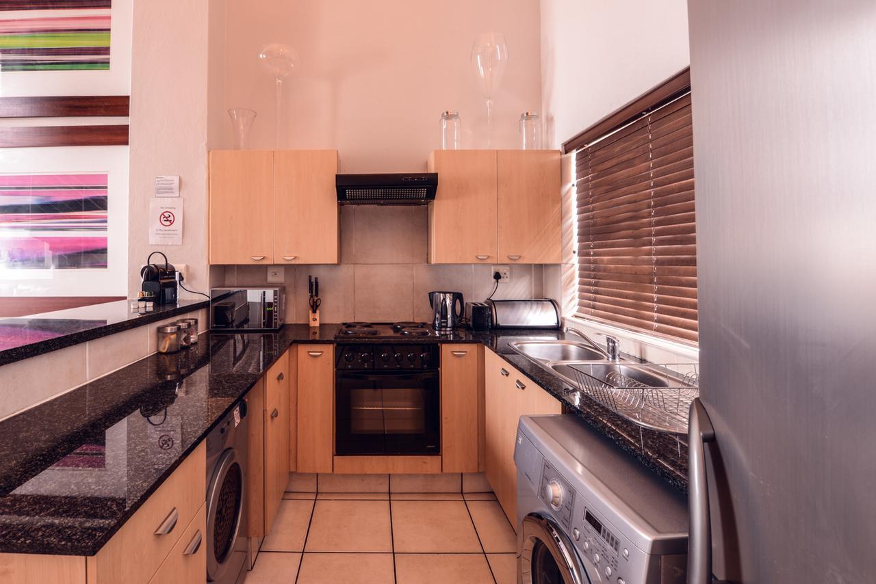 Prestige Apartments Sandton At Westpoint Johannesburg Ngoại thất bức ảnh